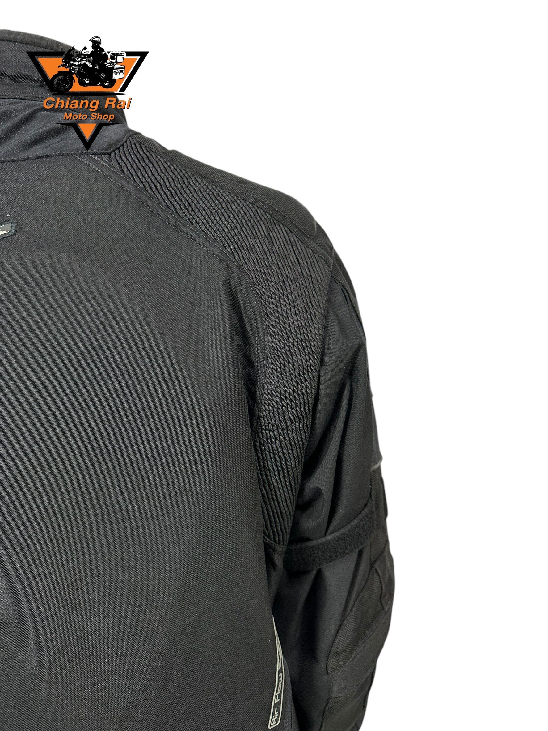 เสื้อขี่มอเตอร์ไซด์( มือสอง) CRSB 013 : อก 48" ยาว 25" (L) **Macadam**