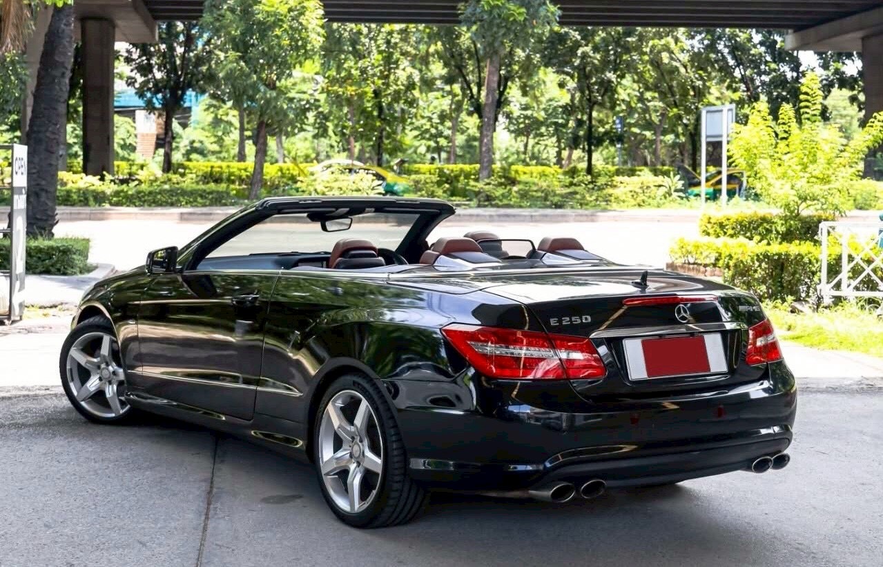 Mercedes Benz E200 2.0 W207 AMG Dynamic Cabriolet ปี 2013