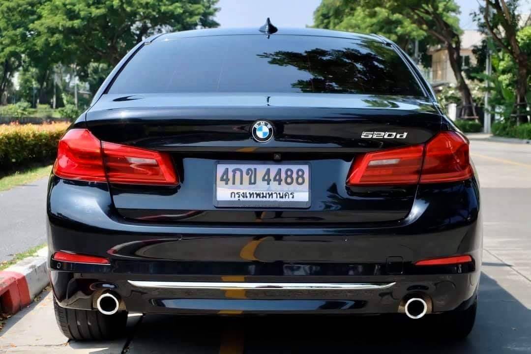Bmw Series 5 G30 520D ปี 2017