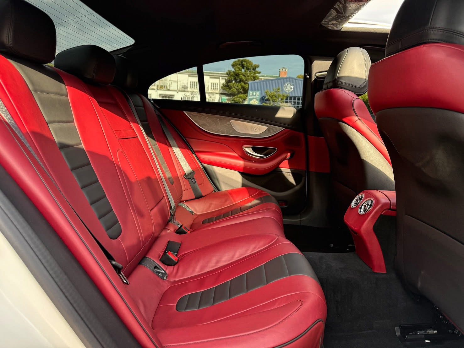 Mercedes-Benz CLS220d AMG ปี 2021