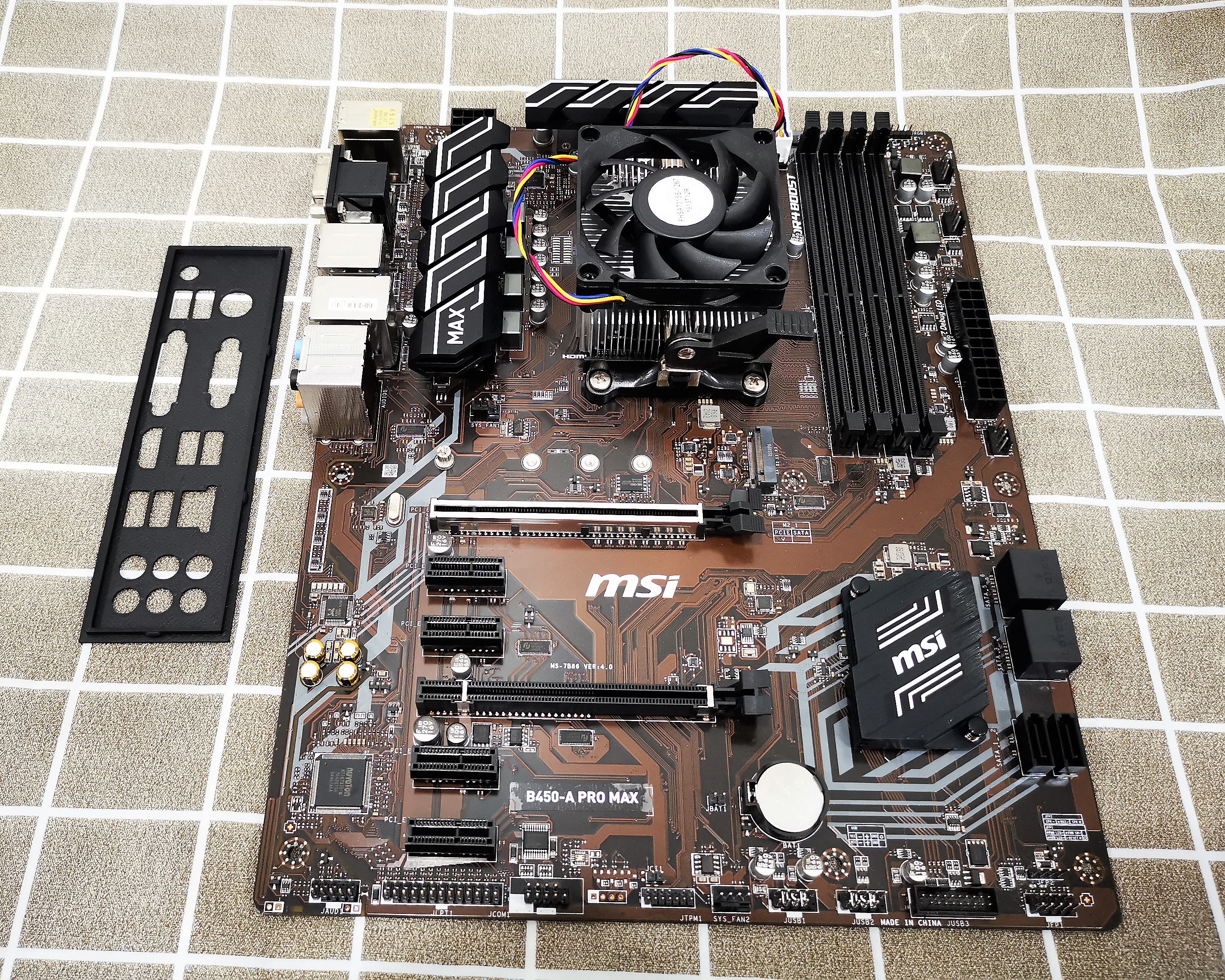 เซ็ตมัดรวม บอร์ด B450 + ซีพียู ATHLON 200GE