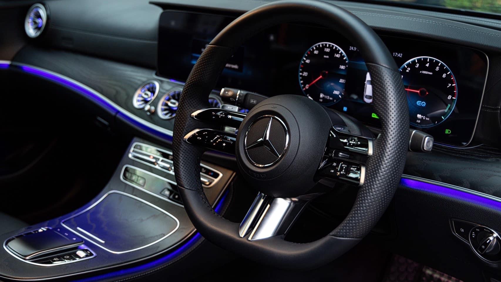 Mercedes-Benz E300e AMG Dynamic ปี 2021