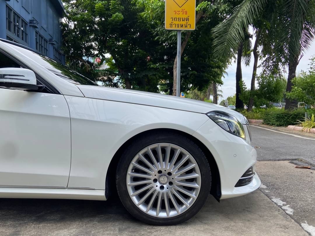 Mercedes Benz E300 hybrid ปี 2015