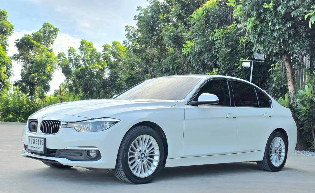 BMW 320d F30 LCI ปี 2018