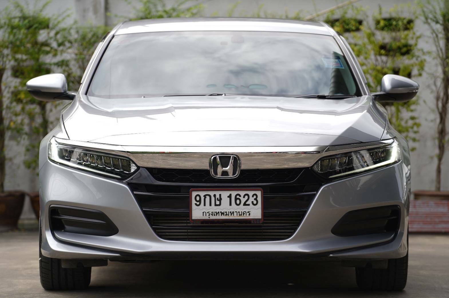 HONDA ACCORD 1.5 TURBO EL สีเทา ปี 2019
