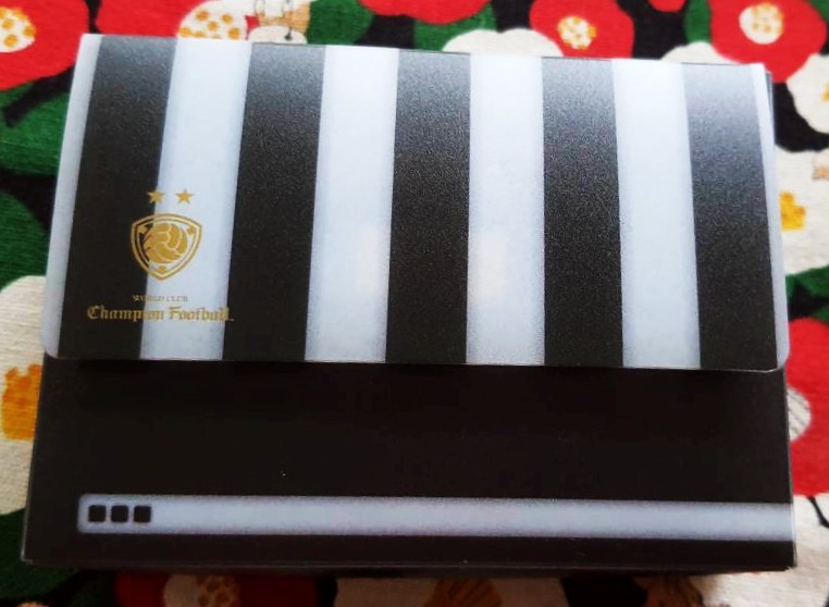 กล่อง ใส่ การ์ด นามบัตร ใส่ของ พกพา WCCF จากญี่ปุ่น World Club Champion Football ฟุตบอล Size : 10 x 7.5 cm