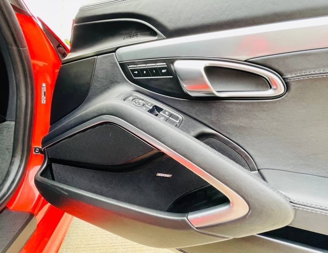 Porsche Cayman ปี 2018