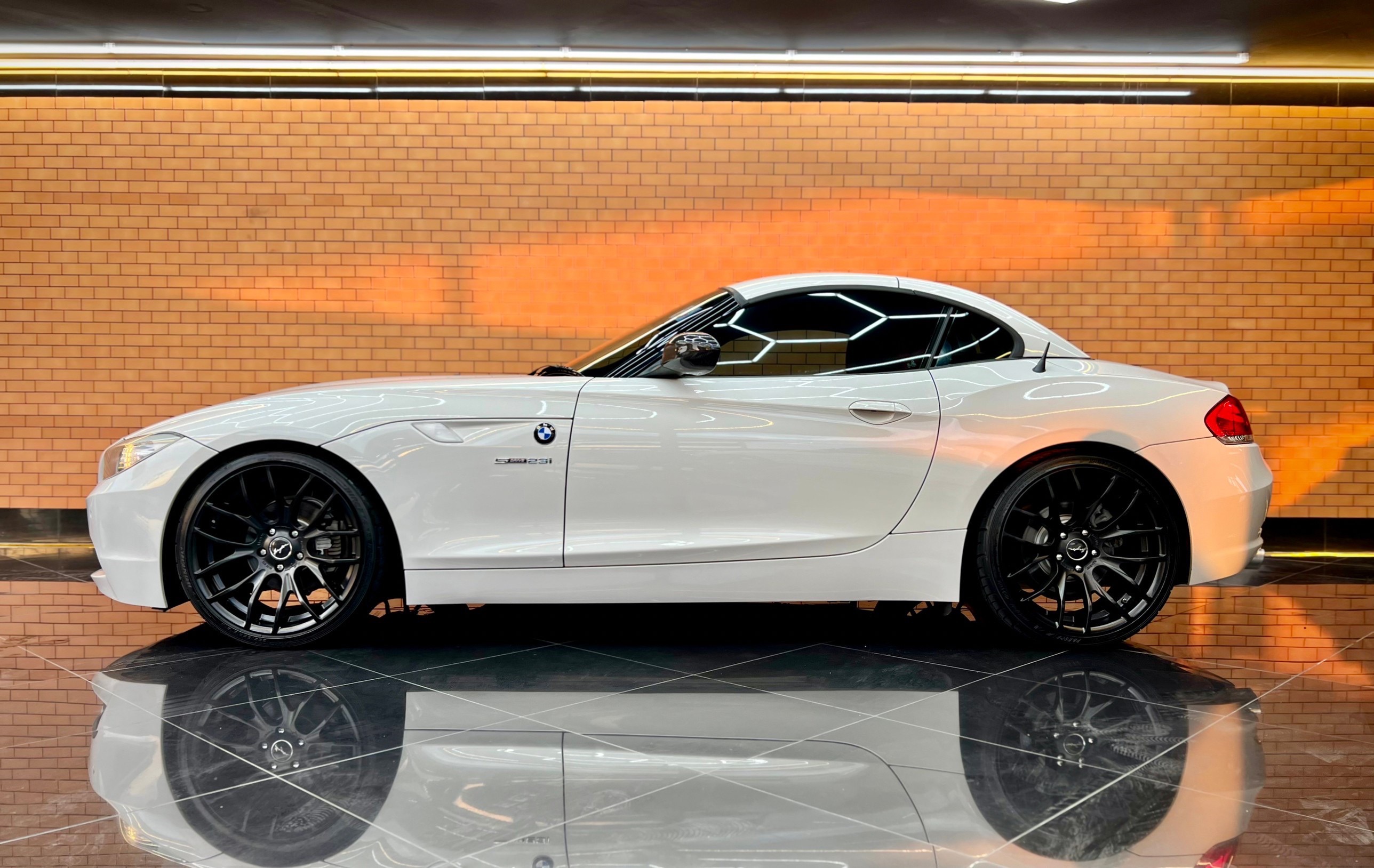BMW Z4 Roadster sDrive 2.3i ปี 2011