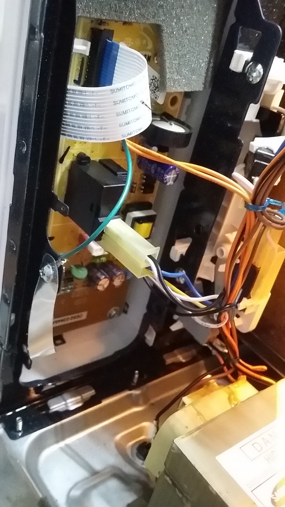 ซ่อมไมโครเวฟ ยี่ห้อ SAMSUNG รุ่น MS23K3513AW อาการเปิดติดแต่ไม่ร้อน