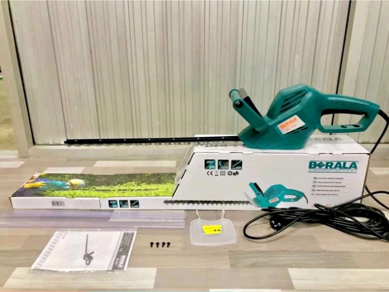 เครื่องตัดแต่งพุ่มไม้ไฟฟ้า berala รุ่น BL-444 สายไฟยาว 10 เมตร