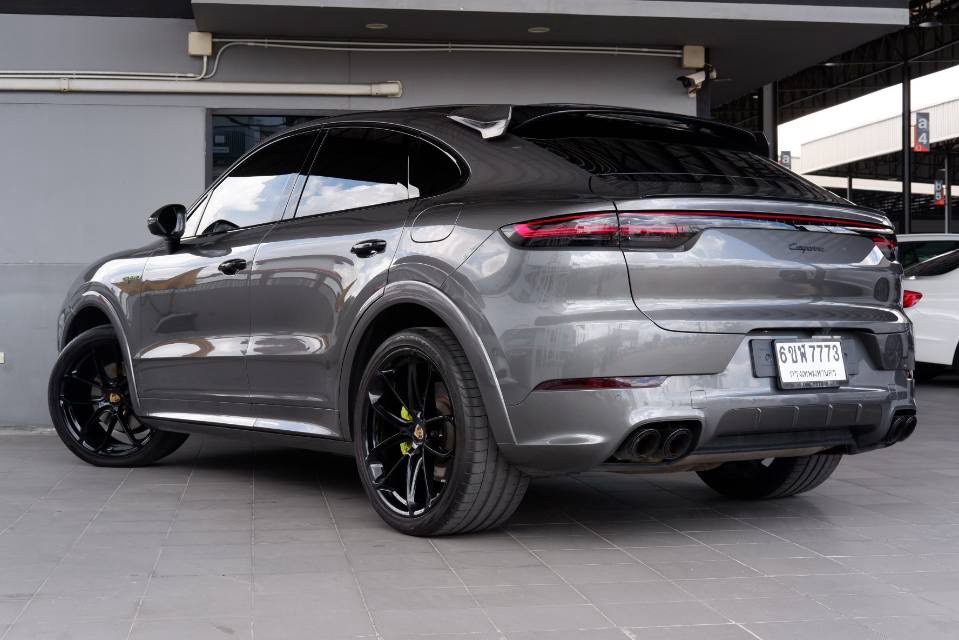 Porsche Cayenne E-Hybrid Coupe Lightweight ปี 2020