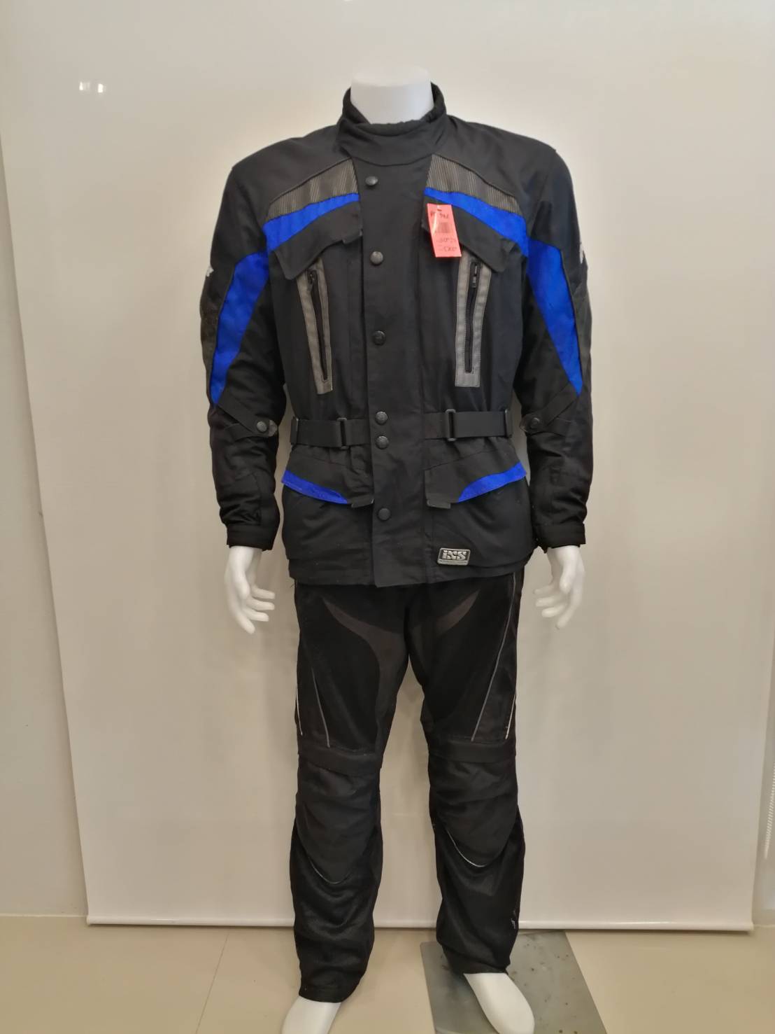 เสื้อขี่มอเตอร์ไซด์( มือสอง) RCT 374 ขนาด : อก 50" ยาว 27" **ยี่ห้อ IXS**