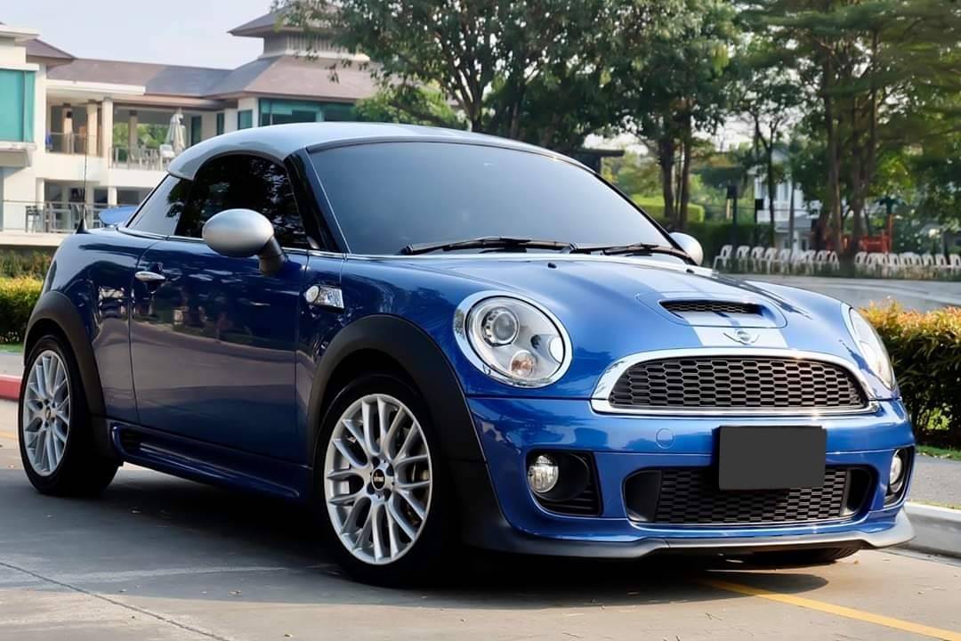 Mini R58 LCI Coupe Cooper S ปี 2012