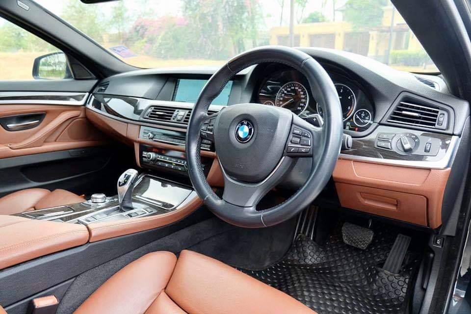 BMW F10 525D 3.0L ปี 2013