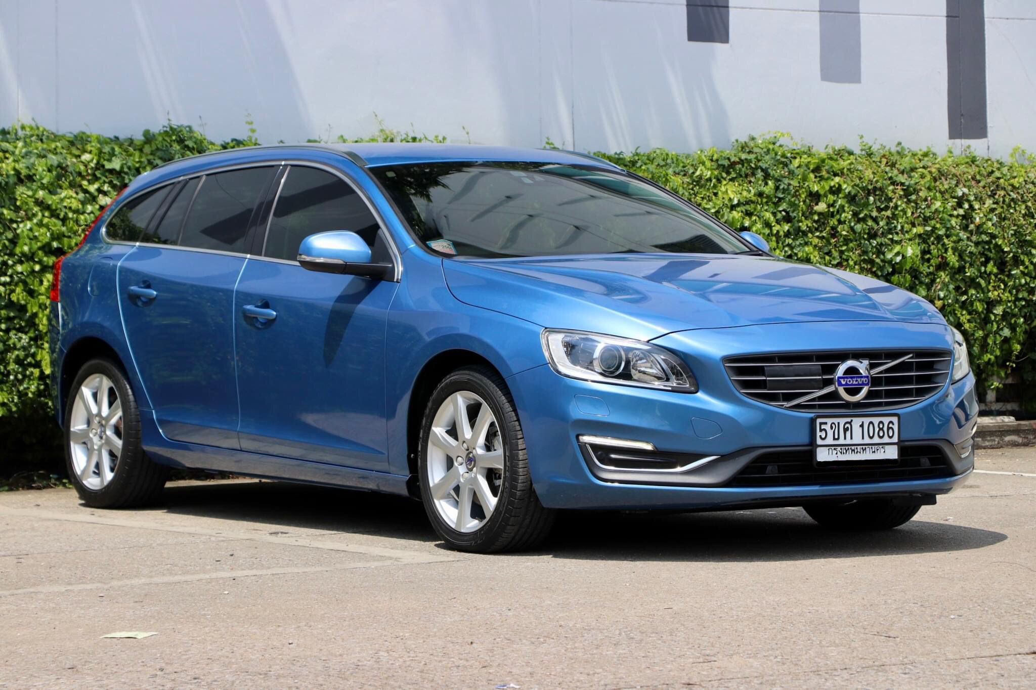 VOLVO V60 2.0D4 Navi ปี 2018