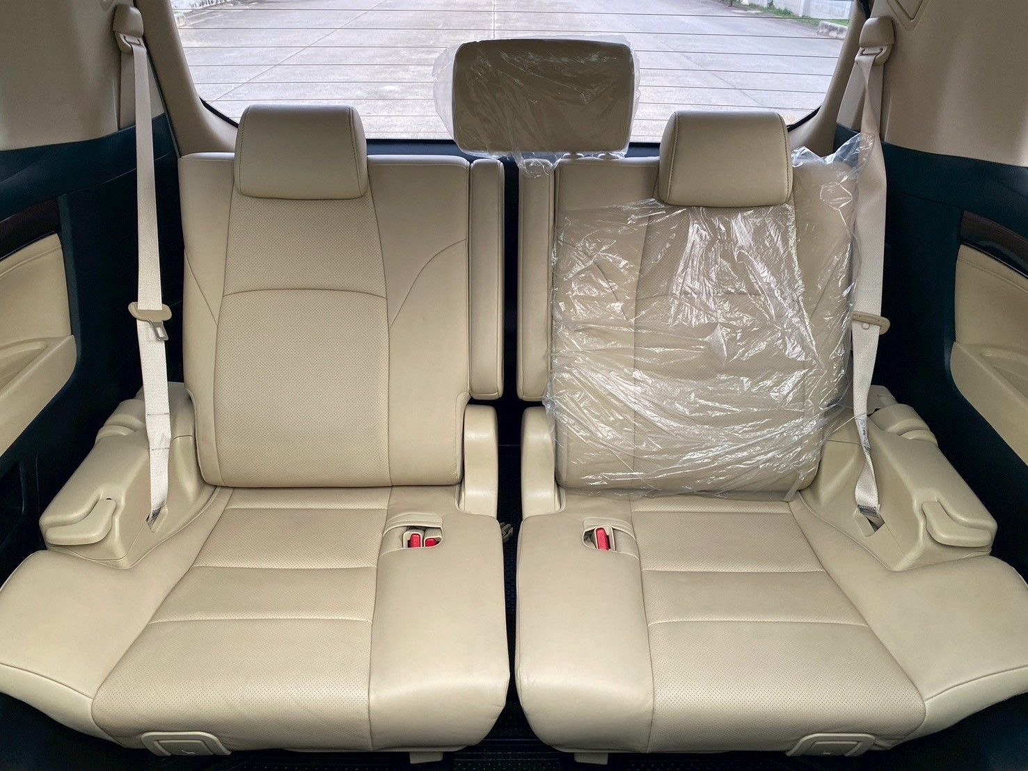 Toyota Vellfire 2.5 Hybrid V ปี2017