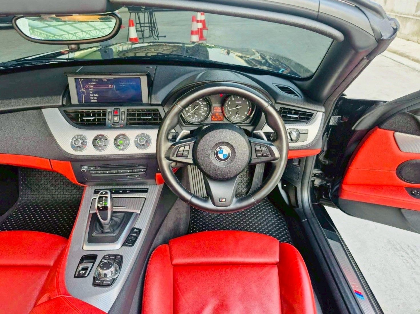 BMW Z4 2.0 sDrive20i M SPORT E89 ปี 2012