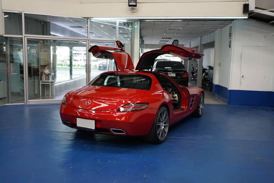 Mercedes Benz SLS AMG Gullwing 6.2 R197 ปี 2011