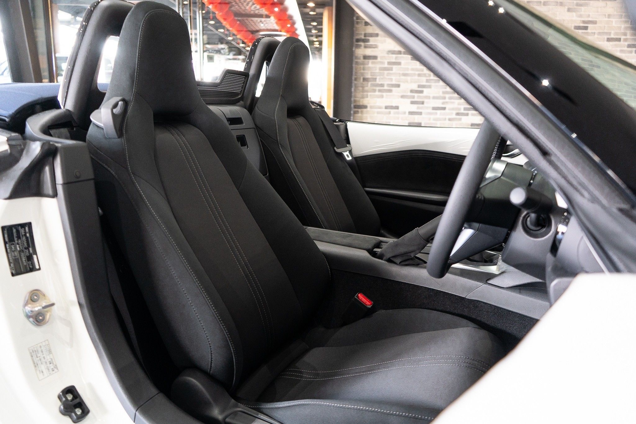 Mazda MX-5 1.5 convertible MT 2023 จดทะเบียน2025 (ป้ายแดง)