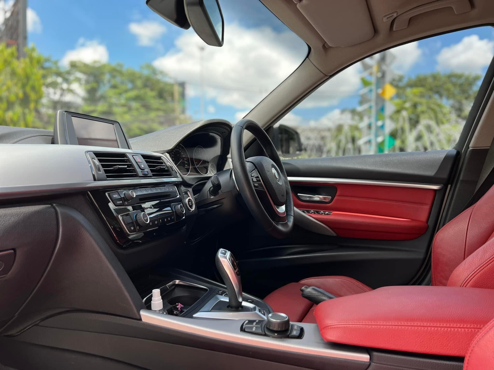 BMW F30 330e SPORTS ปี 2018