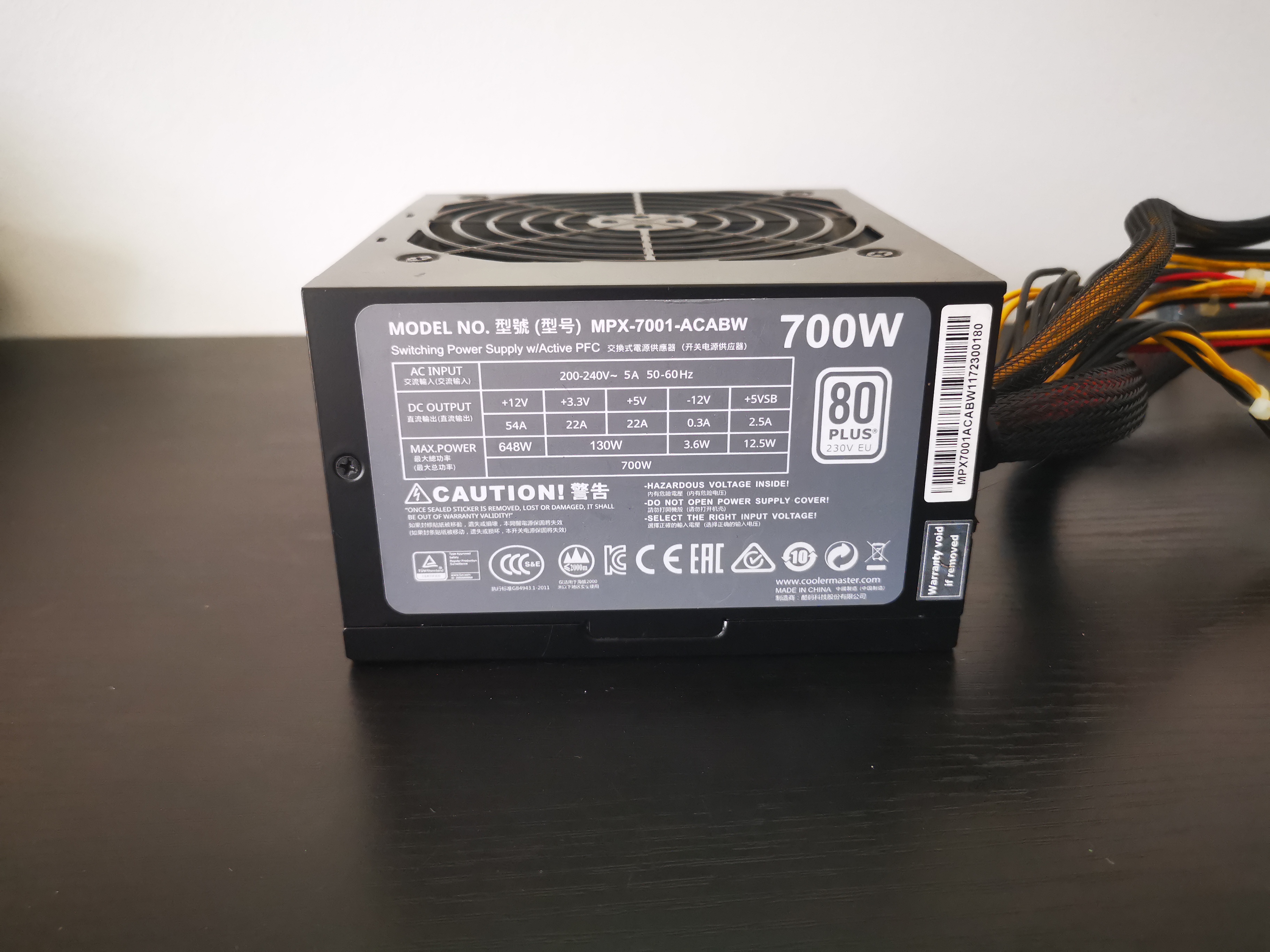 Cooler master Masterwatt Lite 700W (80+ White)