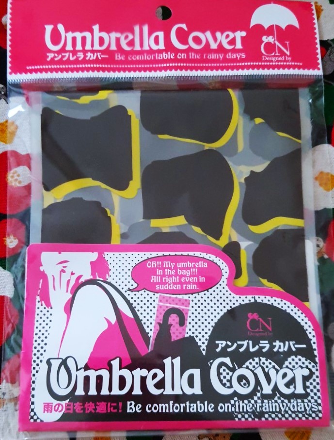 Umbrella Cover Be comforlable on the rainy days ถุงซิปล็อคใส่ ร่ม แบบพกพา เวลาใช้งานเสร็จร่มเปียกใส่ถุง รูดซิปล็อคเก็บ น้ำไม่รั่วซึมค่ะ เบาพกพาสะดวก สวย เก๋ ใช้งานง่าน พลาสติกหนามากเป็นทรงสวย ใช้ ซ้ำได้นะคะ ของดีมีคุณภาพจากญี่ปุ่น Size : 400x130 mm MADE I