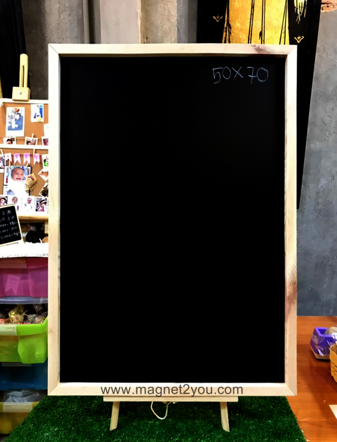 กระดานดำติดผนัง เลือกสีกรอบได้ ขนาด 50x70