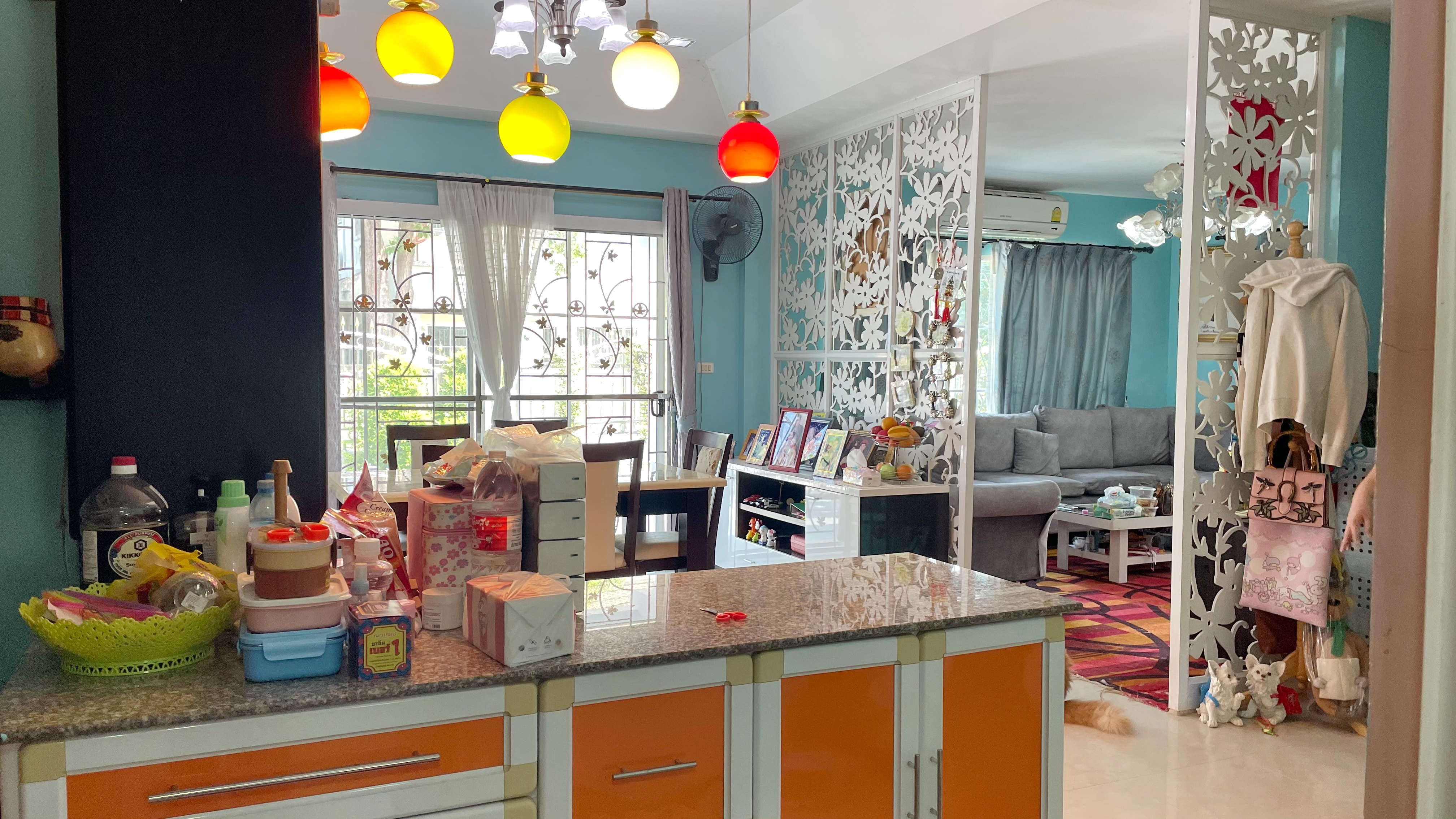 ขายบ้านเดี่ยว หลังมุมขนาด 99 ต.ร.ว ต่อเติม ปรับปรุงบบ้านตามรูป โครงการบ้าน บ้านปาริชาต 345