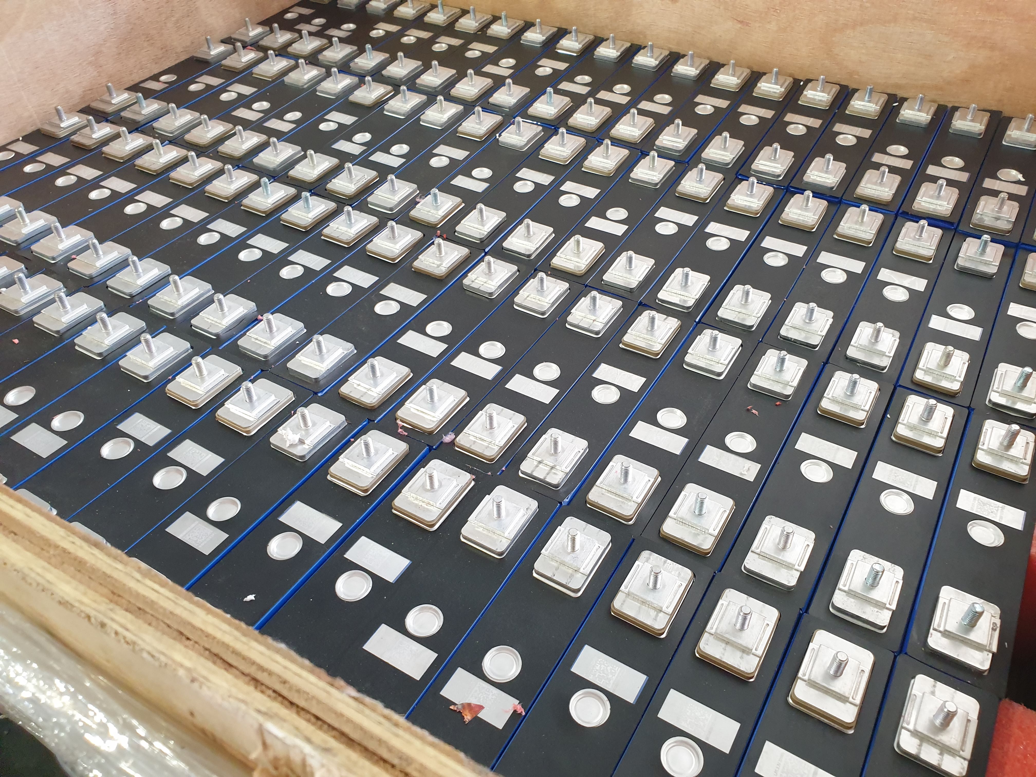 รับนำเข้า จัดหา แบตเตอรี่ลิเทียม แบตเก่า แบตใหม่ แบตแกะ เกรด A , B ทุกประเภท NMC , Lifepo4 , LFP ,LTO สำหรับโปรคเจคโครงการรัฐ เอกชน งานประมูล พร้อมใบ certificate และ ผ่านด่านกรมศุลกากร จากโรงงานโดยตรง