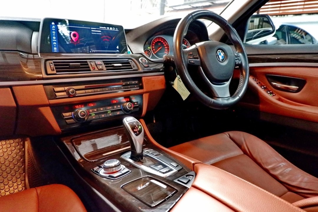 BMW SERIES 5 528i Luxury (F10) ปี 2013