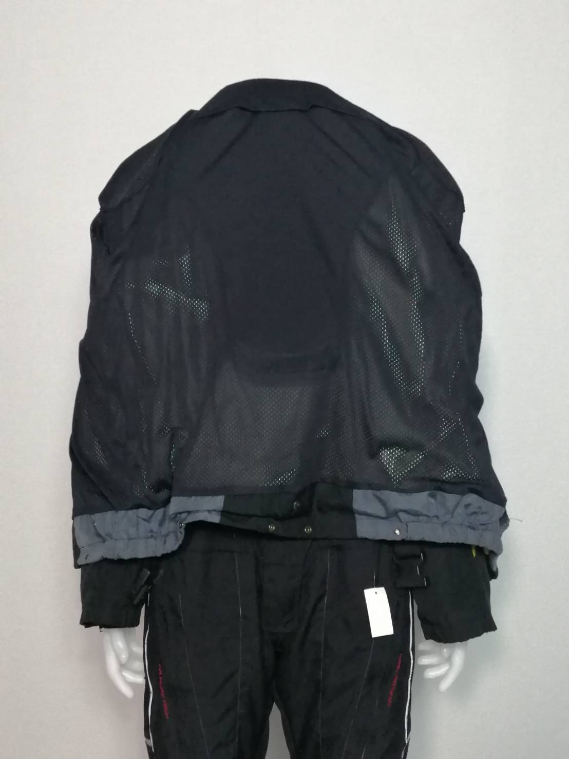 เสื้อขี่มอเตอร์ไซด์( มือสอง) RCT 961 อก 50" ยาว 28" ยี่ห้อ**IXS**