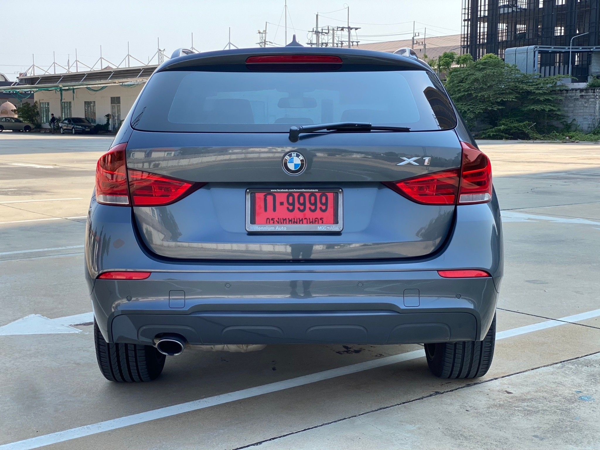 Bmw X1 sDrive18i M Sport ปี 2015 สี เทา