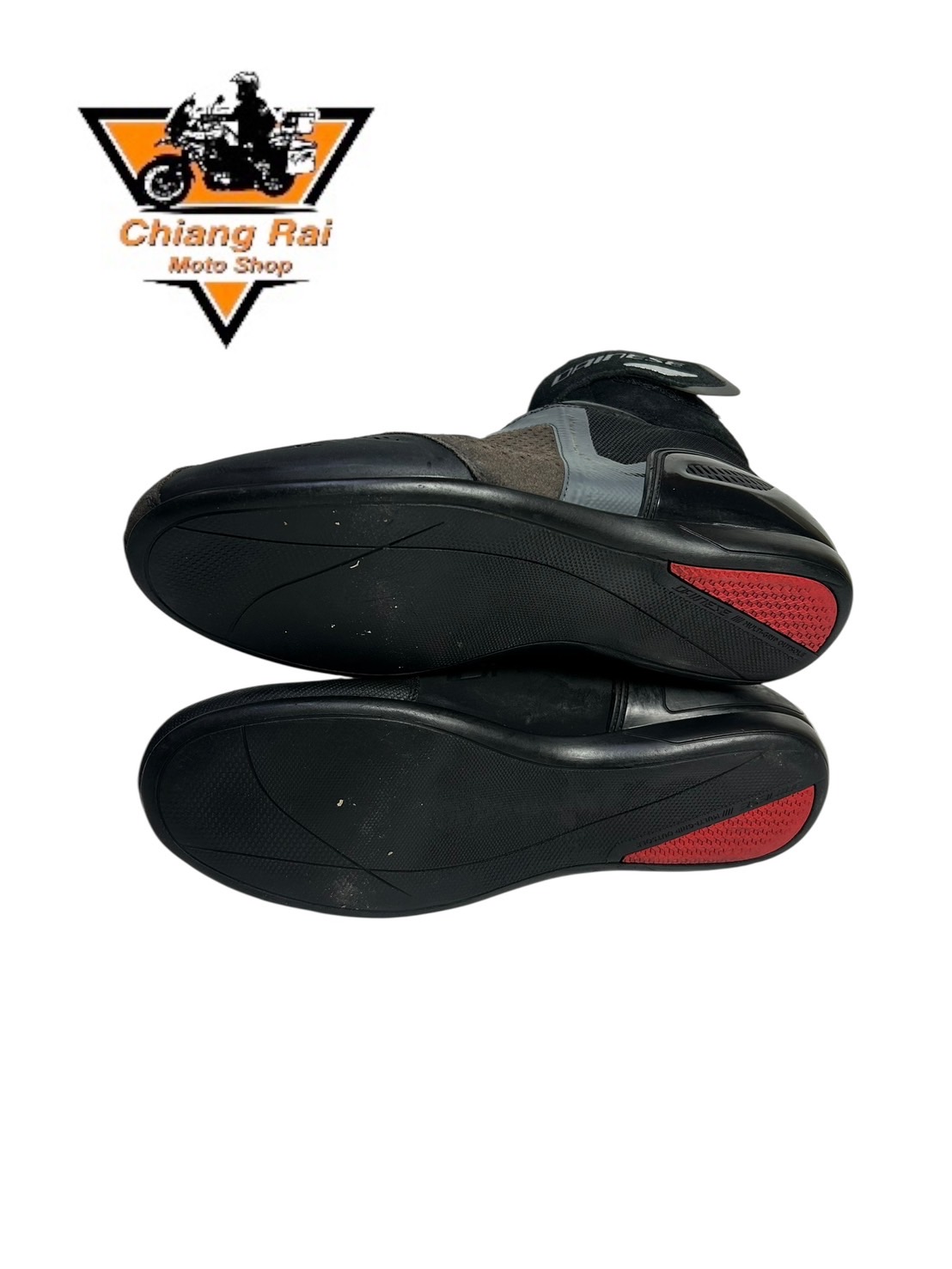 รองเท้าขี่มอเตอร์ไซด์( มือสอง) RCBT-049 Size ขนาดจากป้าย 45:EUR / 10.5:UK / 28.5:Cm.(Dainese)