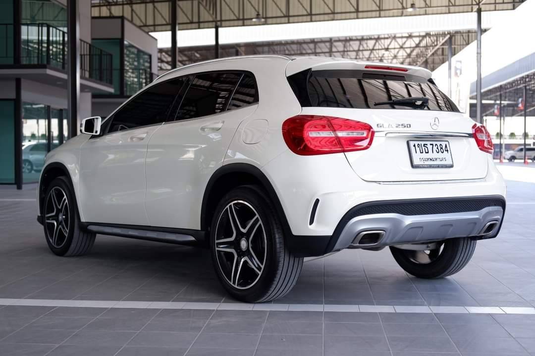 Mercedes-Benz GLA 250 AMG Dynamic ปี 2017