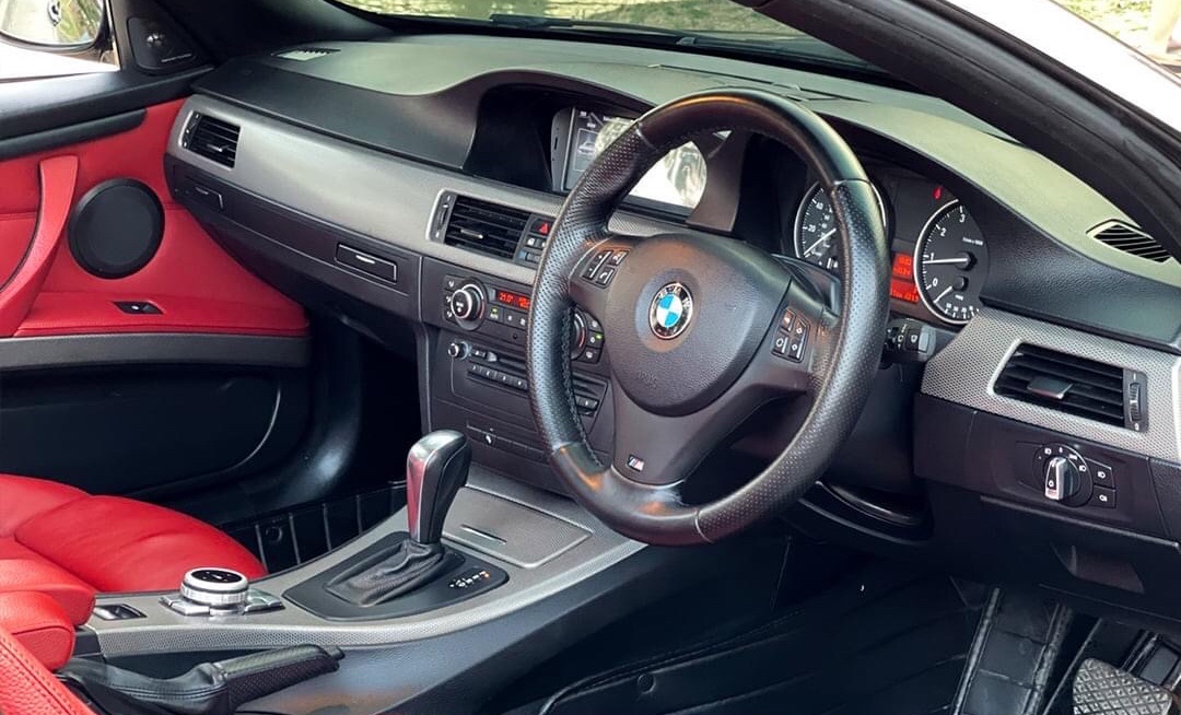 BMW 320i e93 ปี 2012