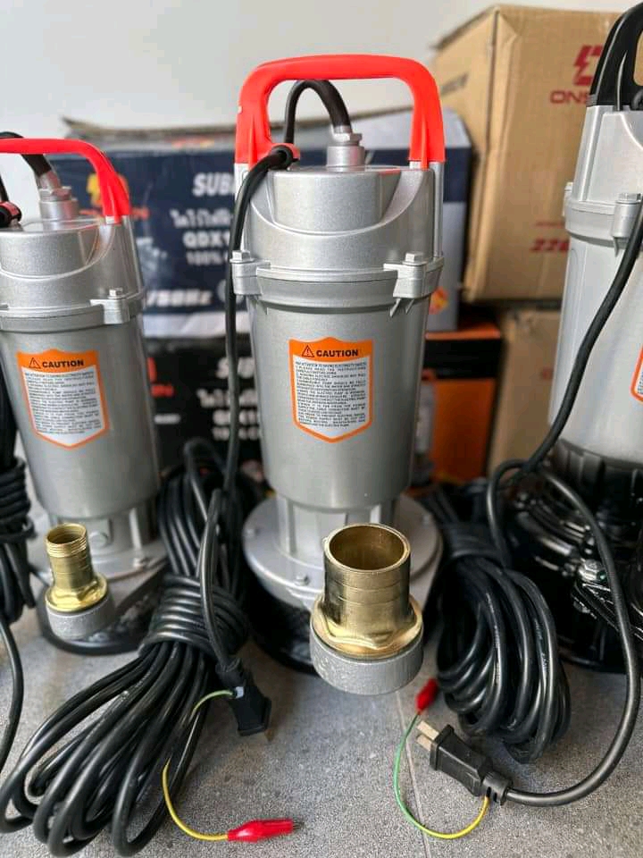 ไดโว่ไฟฟ้า ONSEN มีให้เลือกใช้ 4 ขนาด สายไฟยาวเกือบ 10 เมตร