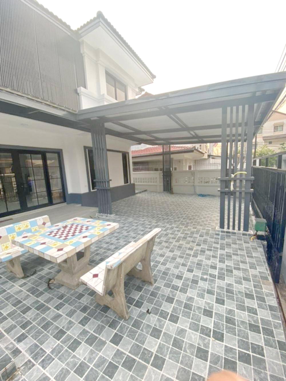 ให้เช่าบ้านเดี่ยว 2 ชั้น รีโนเวทใหม่ รถไฟฟ้าสายสีแดง บางบำหรุ