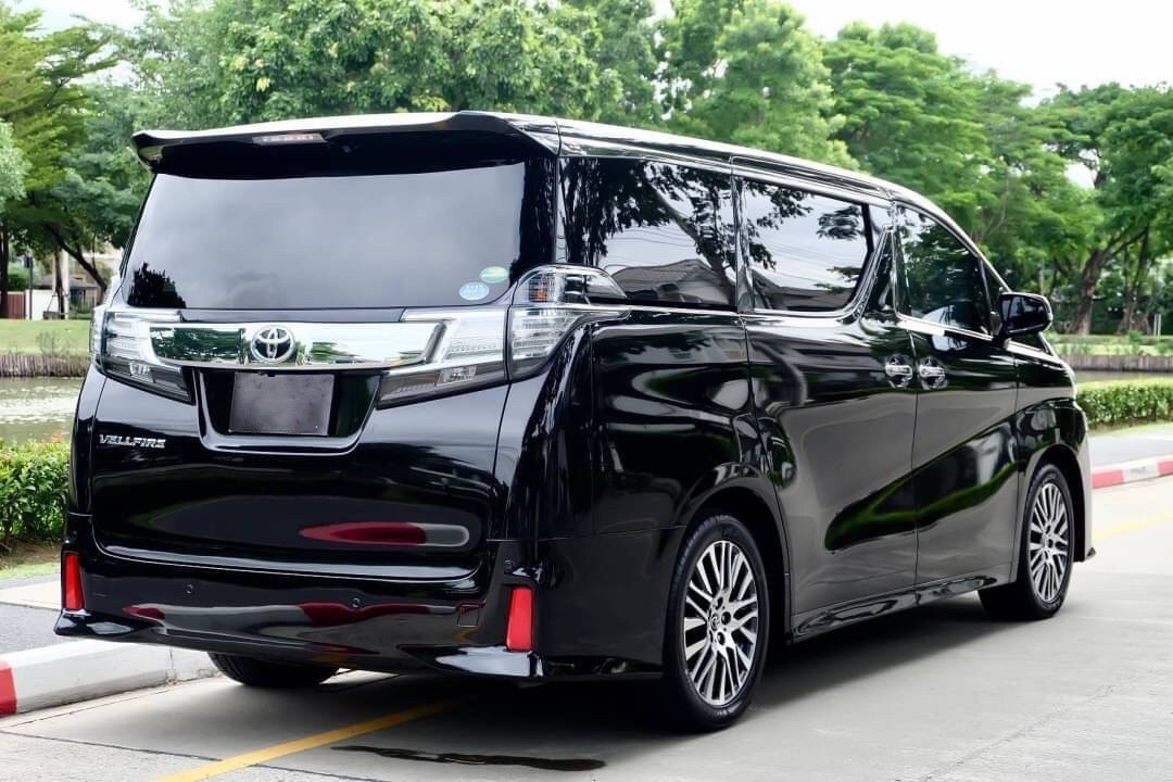 Toyota Vellfire 2.5 ZG Edition ปี 2015