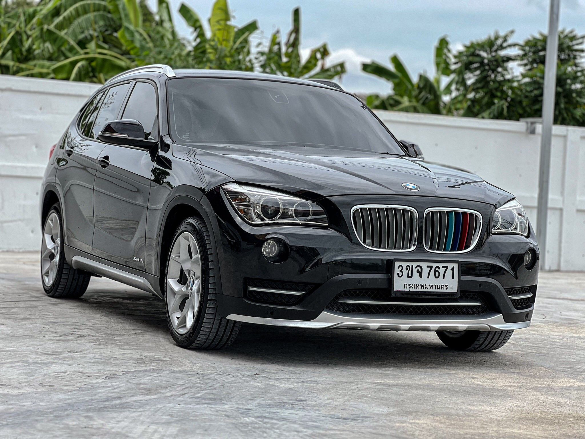 BMW X1 sDrive1.8i xLine โฉม E84 ปี 2015