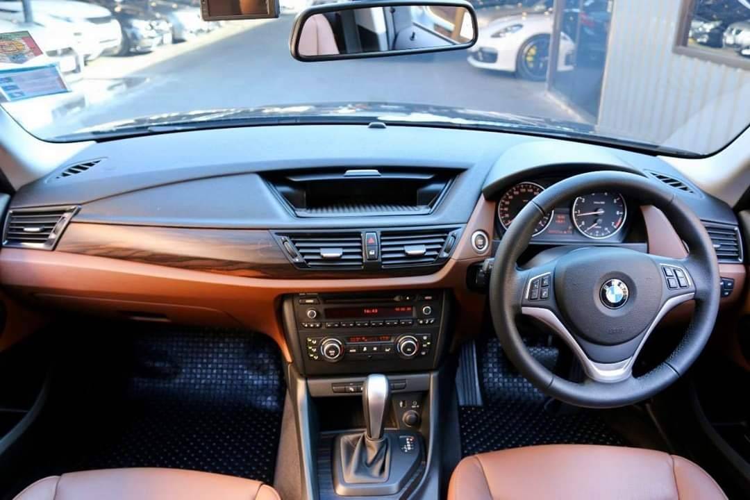 Bmw X1 X-Line 18i lci ปี 2014