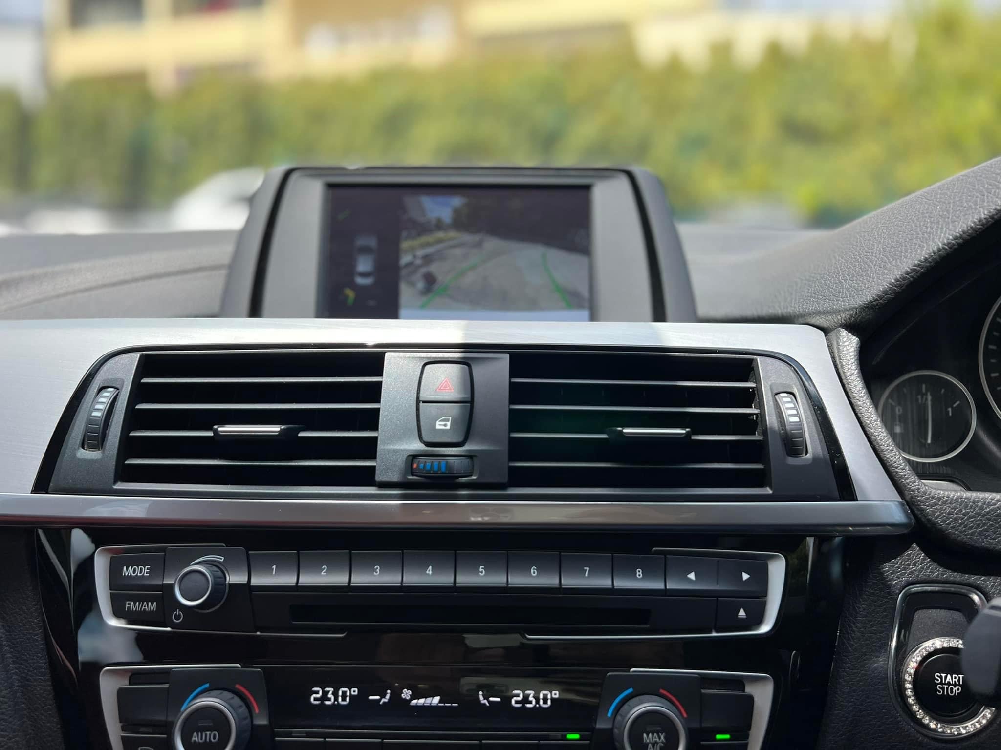 BMW F30 330e SPORTS ปี 2018
