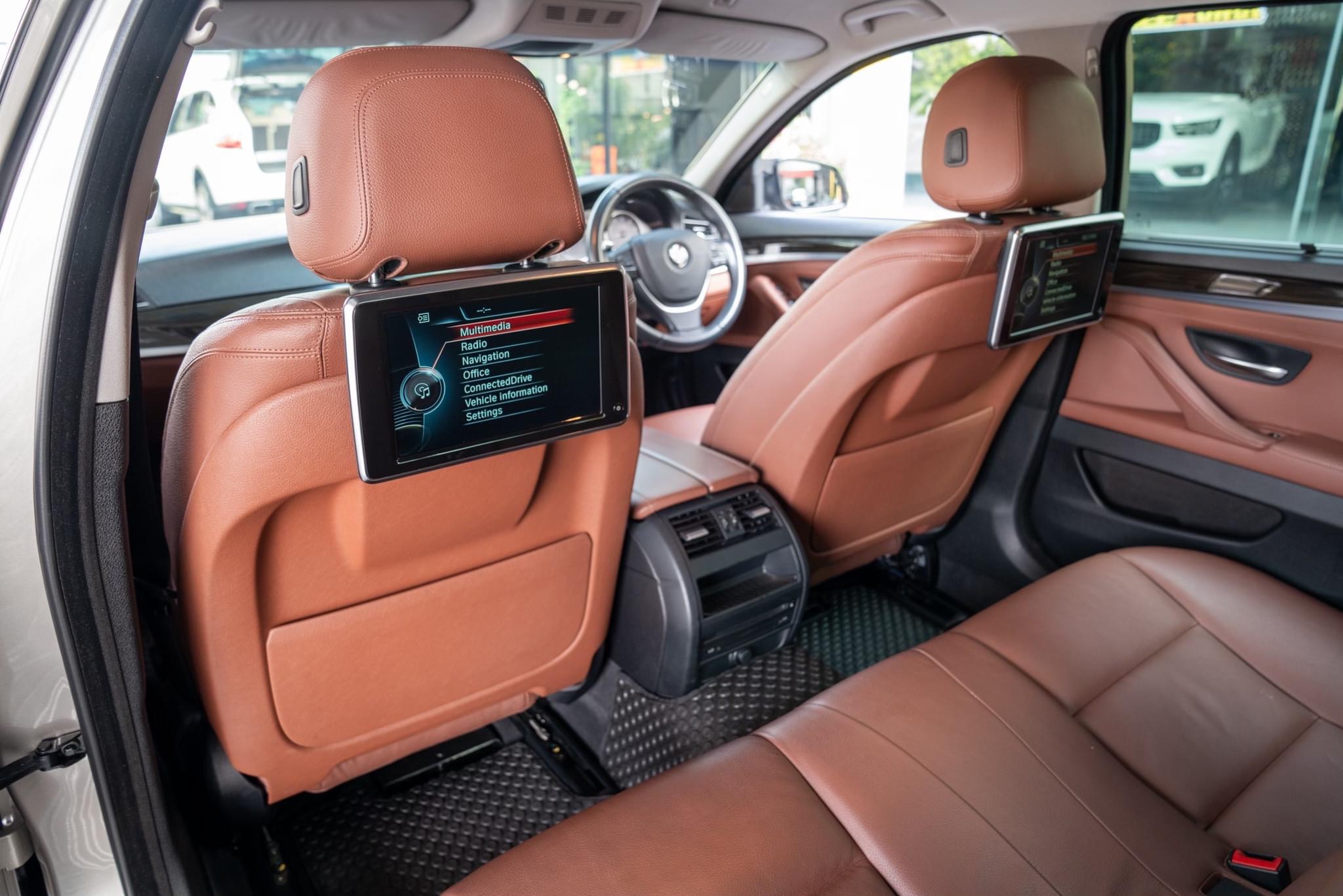 BMW 528i F10 LCI M Sport ปี 2016
