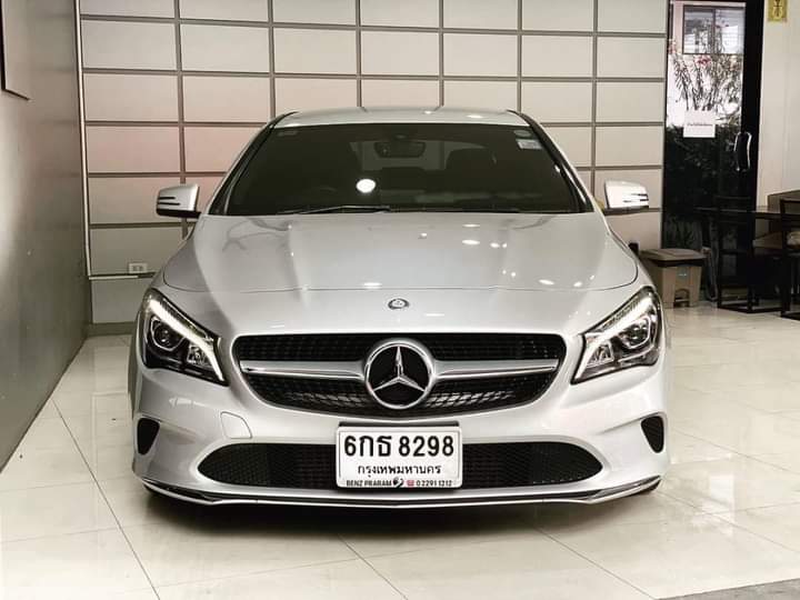 Mercedes Benz CLA200 URBAN 1.6 เทอร์โบ ปี 2017