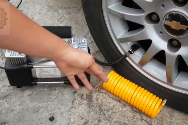 ปั๊มลมพกพา แบบ 2 ลูกสูบ รุ่น งานหนักขนาด 150 psi