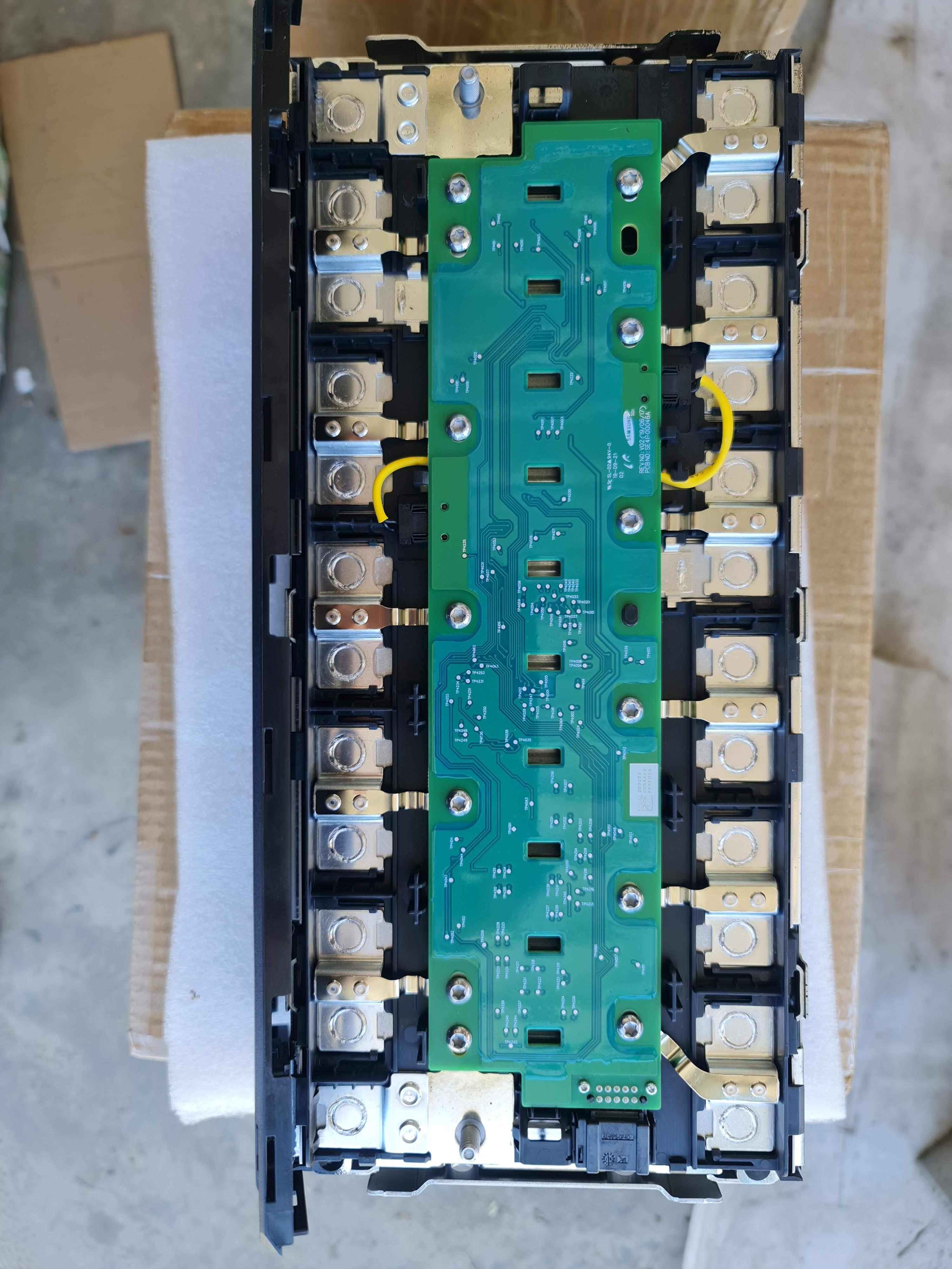 แบตเตอรี่ลิเธียม NMC Samsung SDI 12S เหมาะเอาไปทำ 24s 48Ah เต็ม 100v จ่ายกระแสได้สูง