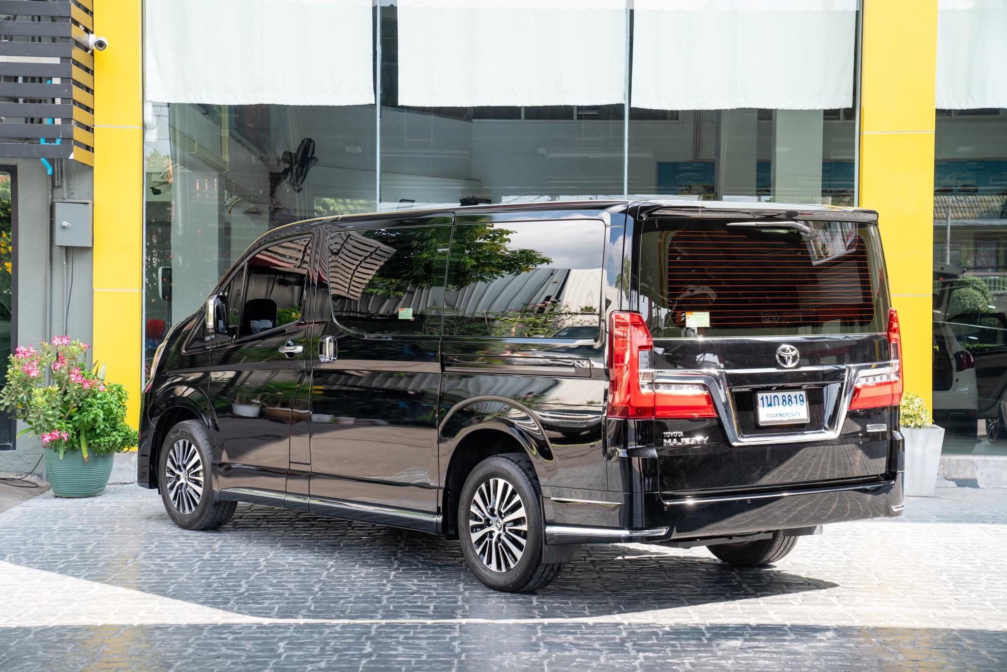 Toyota Majesty 2.8 Grande ปี 2020