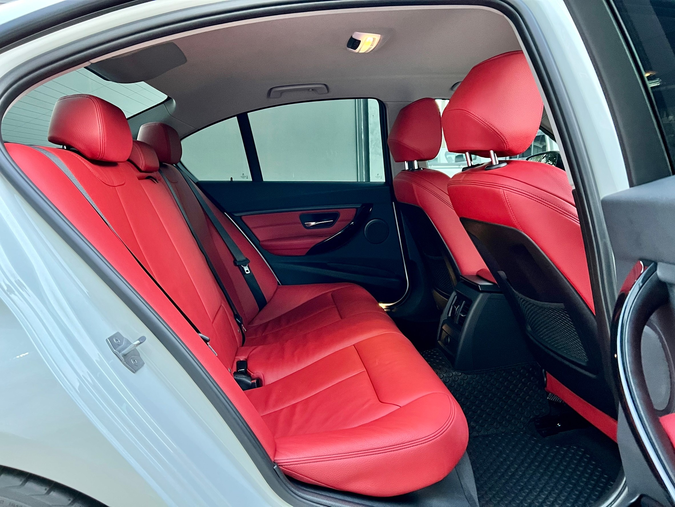 BMW 320d Sports ปี 2014