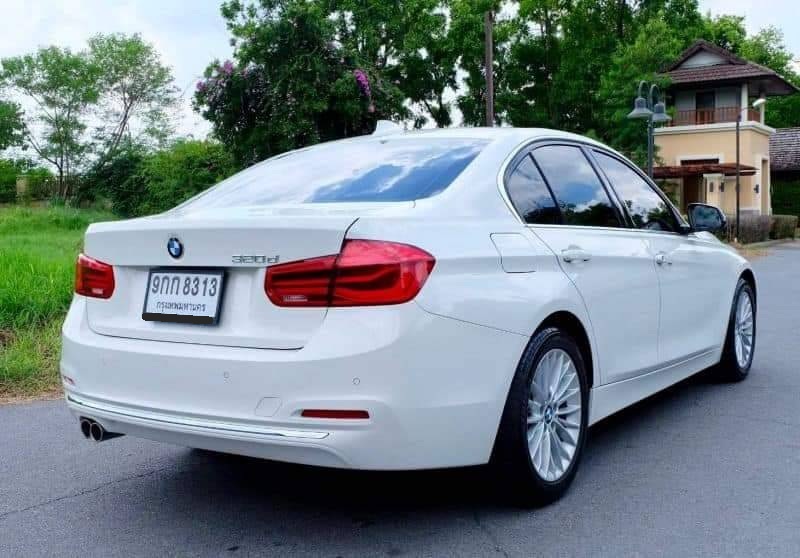 BMW F30 320D LCI ปี 2017