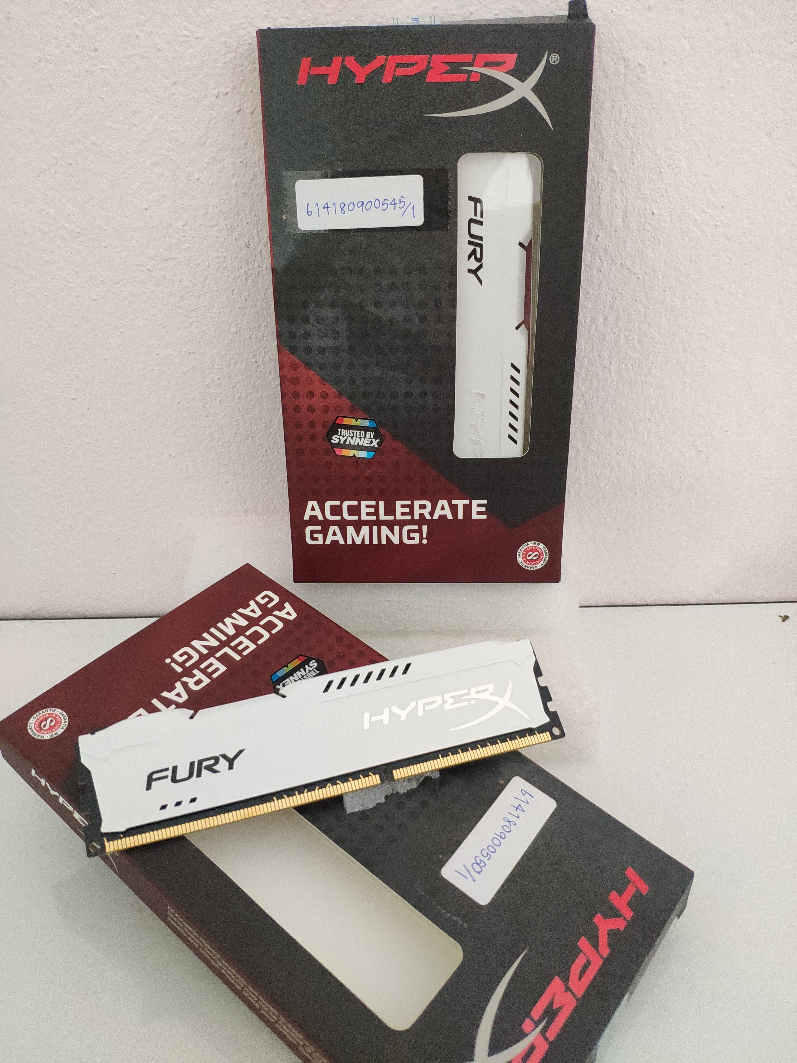 RAM: Hyper X DDR3 4G BUS1600 สีขาว