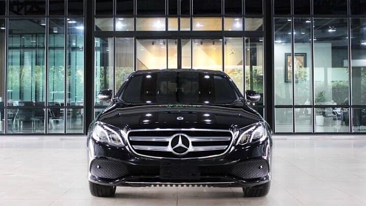 Benz E350e Plug-in Hybrid (W213) ปี 2018 สีดำ